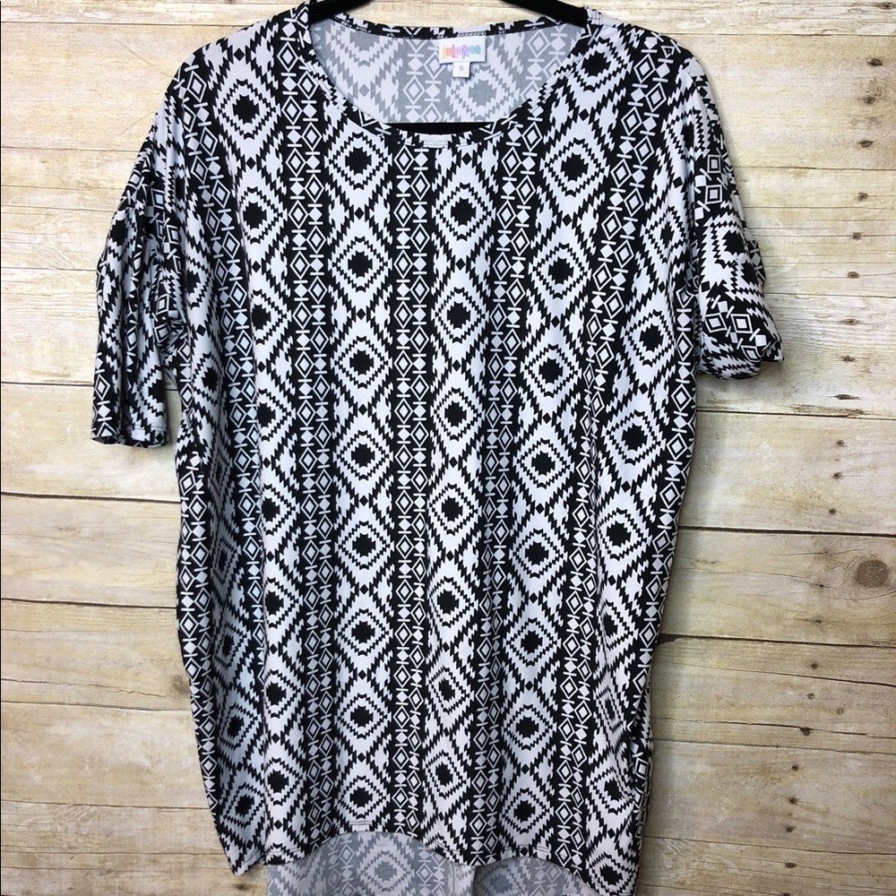 Black & White S LuLaRoe Irma EUC